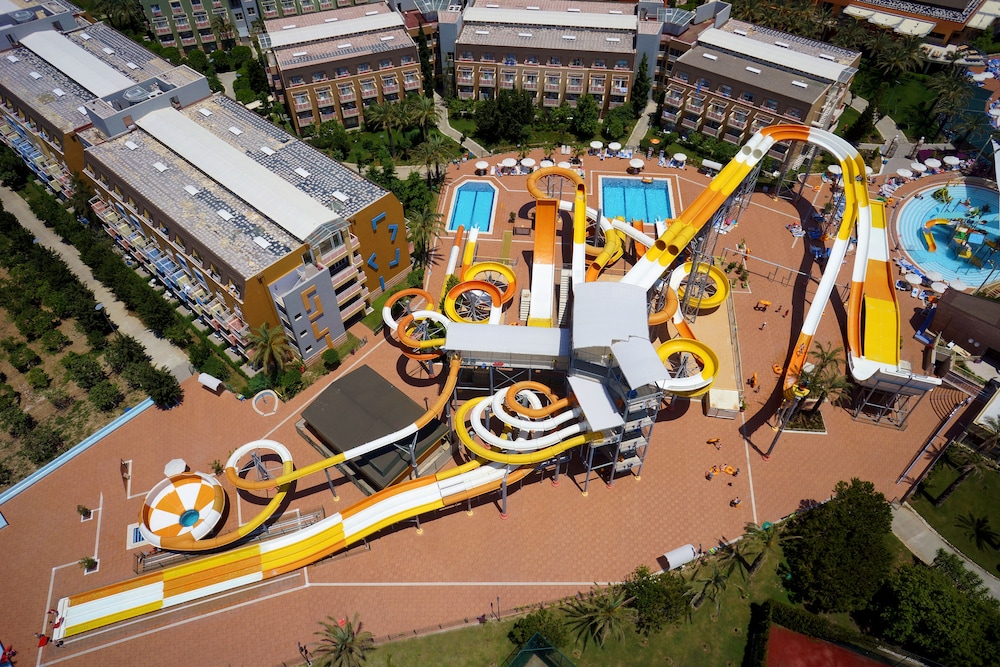 AQI Pegasos World - All inclusive — Attractions for children in Side
