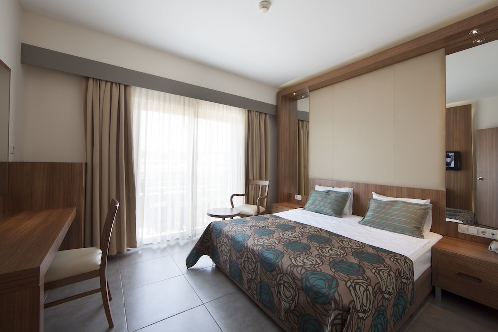 AQI Pegasos World - All inclusive — Hotel rooms in Side