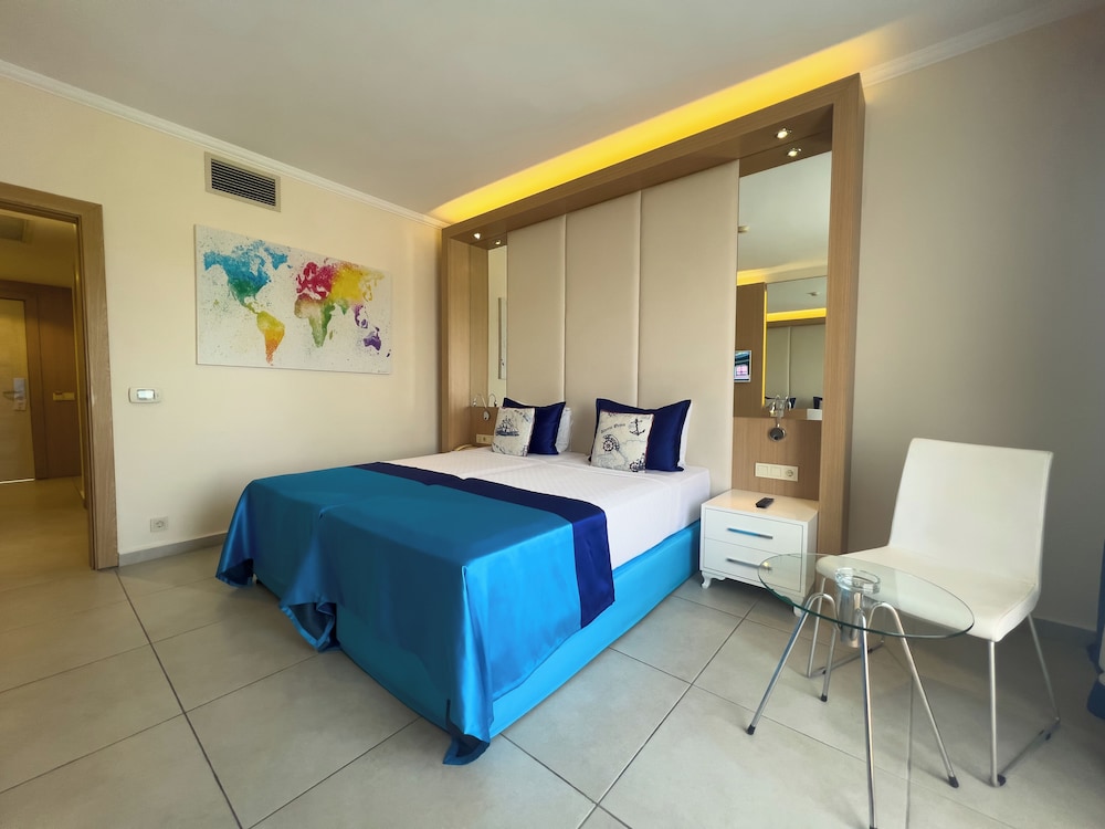 AQI Pegasos World - All inclusive — Hotel rooms in Side