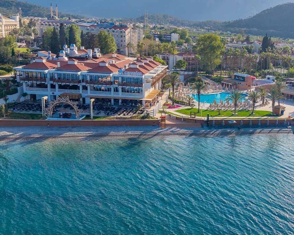 Corendon Hydros Club Kemer - Ultra All Inclusive — Hotel building in Kemer