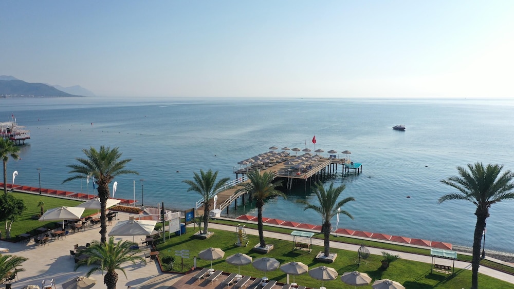 Corendon Hydros Club Kemer - Ultra All Inclusive — Beach in Kemer