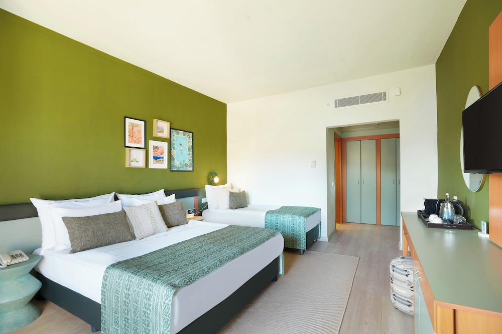 Corendon Hydros Club Kemer - Ultra All Inclusive — Hotel rooms in Kemer