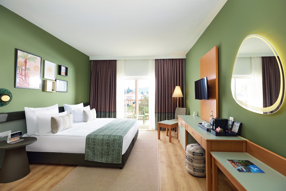 Corendon Hydros Club Kemer - Ultra All Inclusive — Hotel rooms in Kemer
