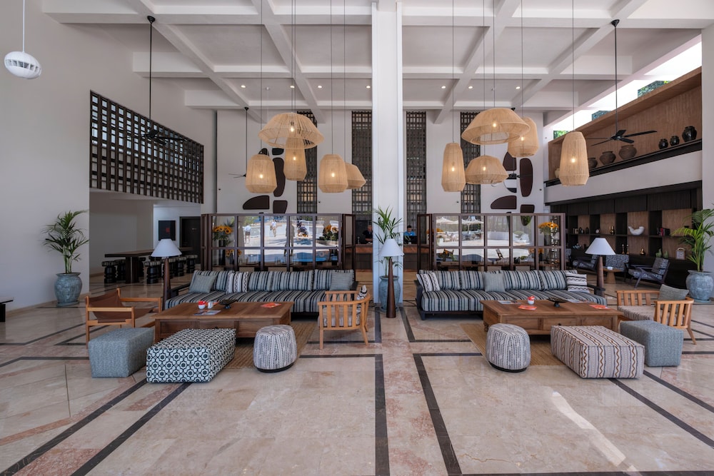 Corendon Hydros Club Kemer - Ultra All Inclusive — Hotel building in Kemer