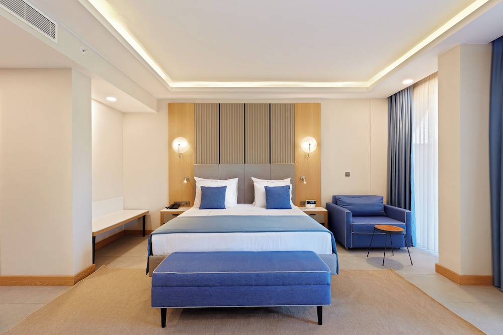 Corendon Hydros Club Kemer - Ultra All Inclusive — Hotel rooms in Kemer