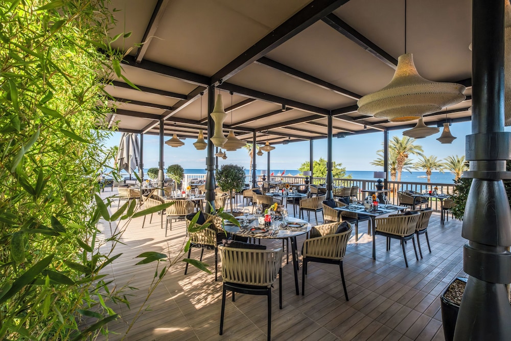 Corendon Hydros Club Kemer - Ultra All Inclusive — Restaurant & bars in Kemer
