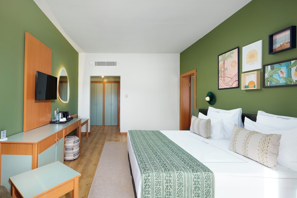 Corendon Hydros Club Kemer - Ultra All Inclusive — Hotel rooms in Kemer