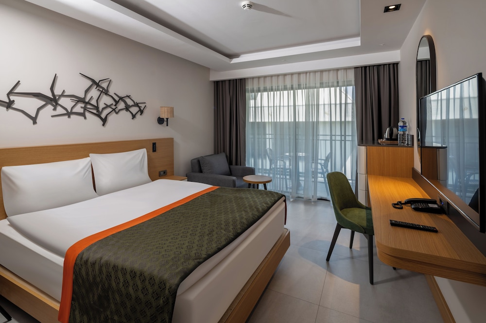Swandor Hotels & Resorts - Kemer - All Inclusive — Hotel rooms in Kemer