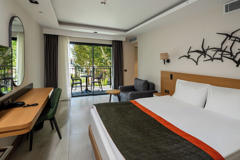 Swandor Hotels & Resorts - Kemer - All Inclusive — Hotel rooms in Kemer