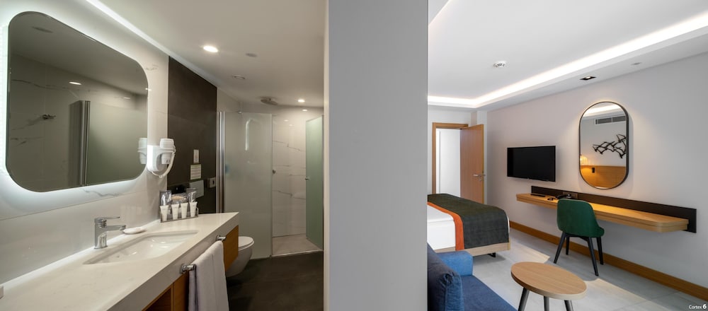Swandor Hotels & Resorts - Kemer - All Inclusive — Hotel rooms in Kemer