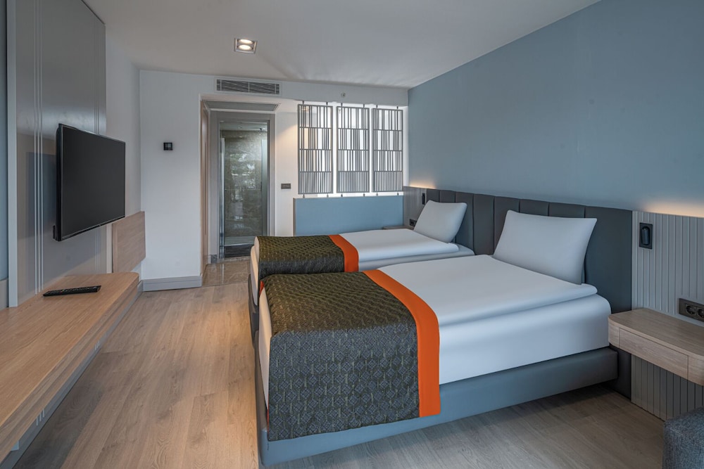 Swandor Hotels & Resorts - Kemer - All Inclusive — Hotel rooms in Kemer