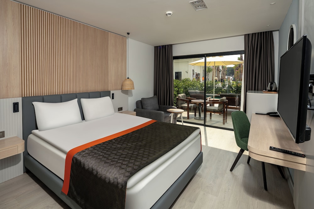 Swandor Hotels & Resorts - Kemer - All Inclusive — Hotel rooms in Kemer