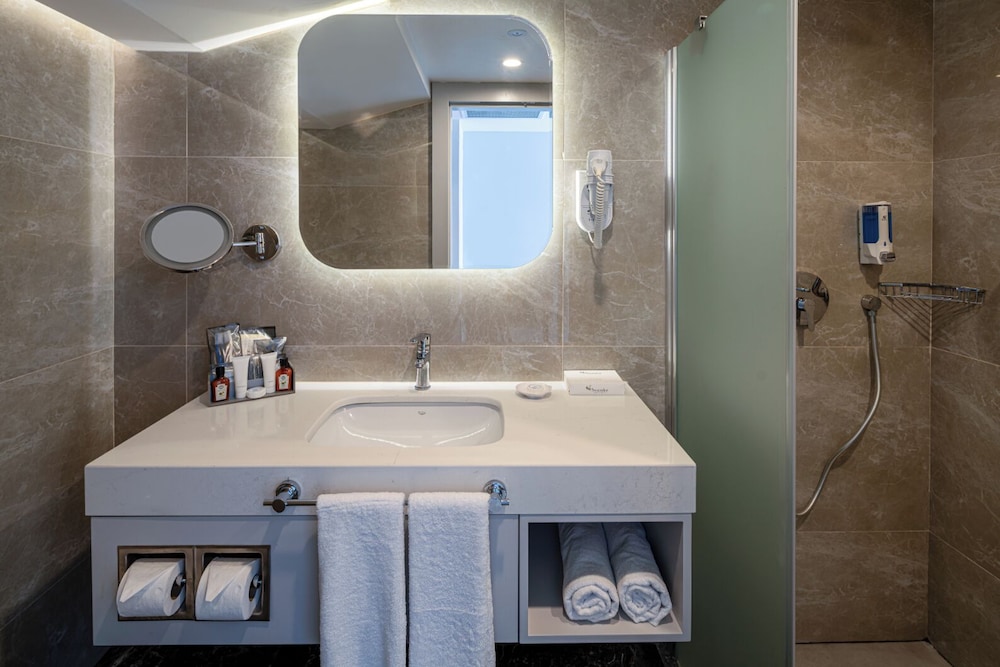 Swandor Hotels & Resorts - Kemer - All Inclusive — Hotel rooms in Kemer