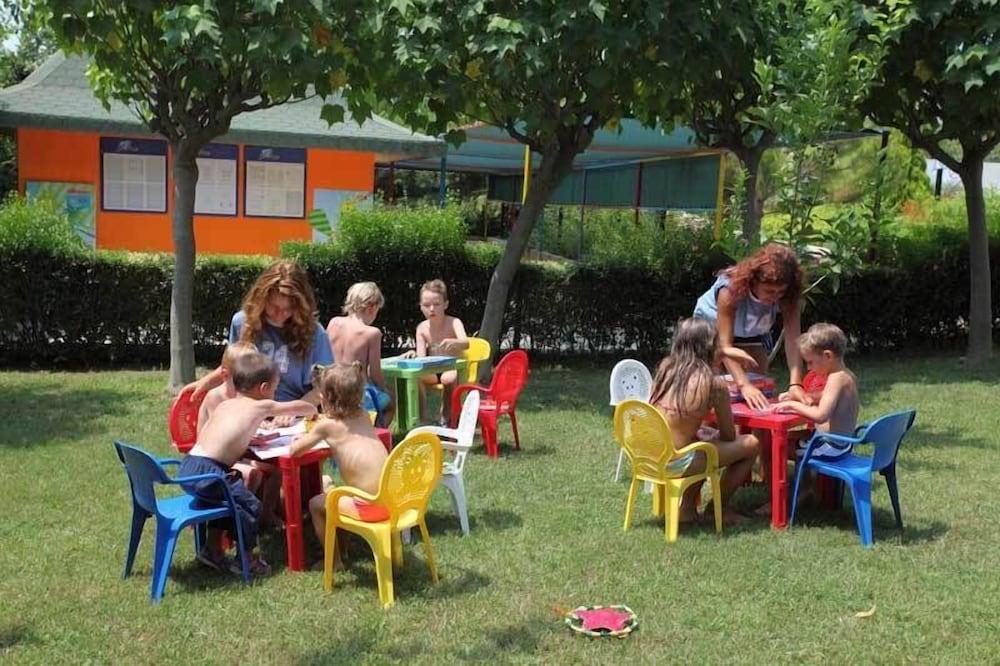 Serenis Hotel - All Inclusive — Attractions for children in Side