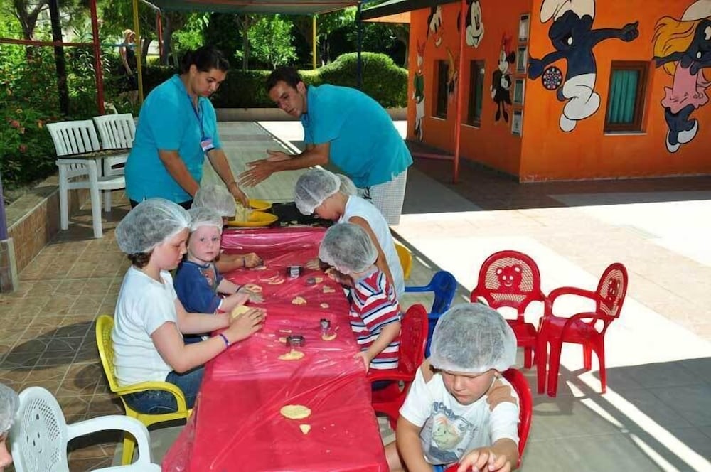 Serenis Hotel - All Inclusive — Attractions for children in Side