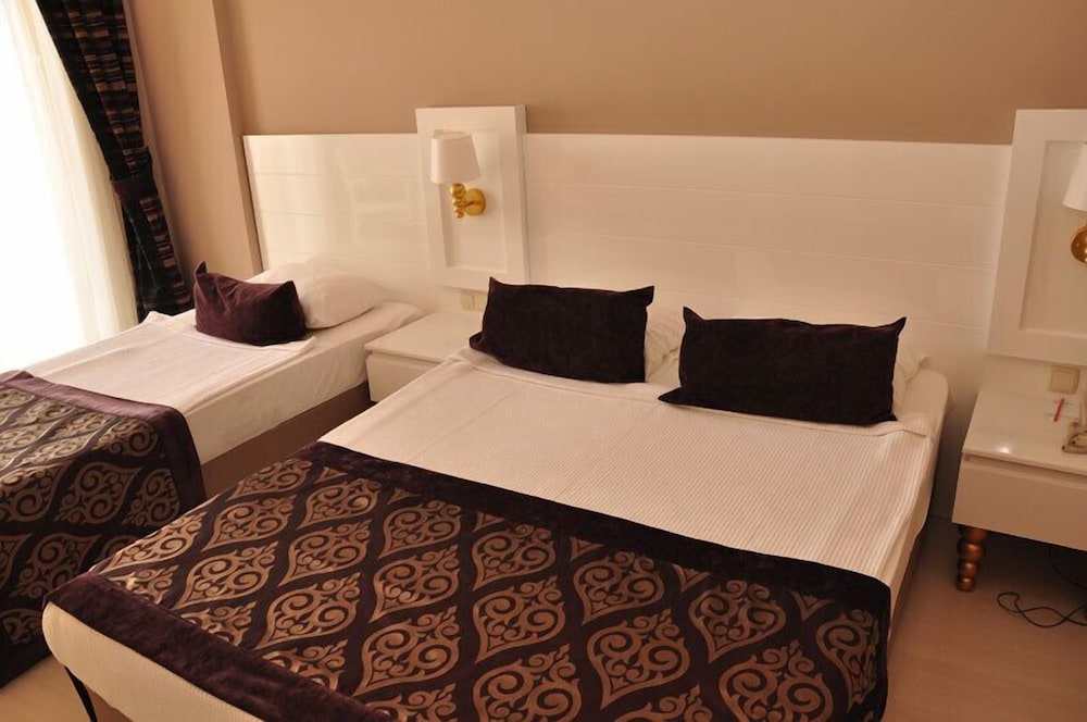 Serenis Hotel - All Inclusive — Hotel rooms in Side
