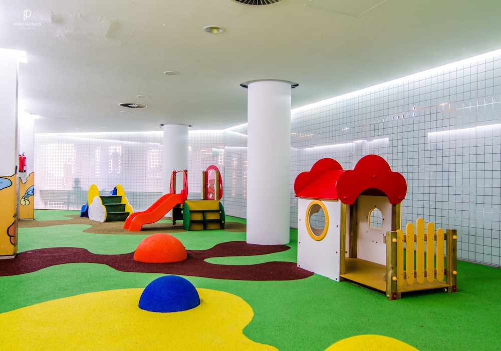 Port Fiesta Park Hotel — Attractions for children in Benidorm, Valencian Community