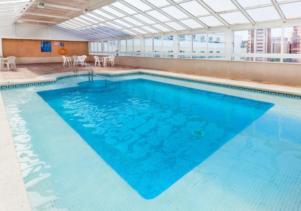 Port Fiesta Park Hotel — Swimming pool in Benidorm, Valencian Community