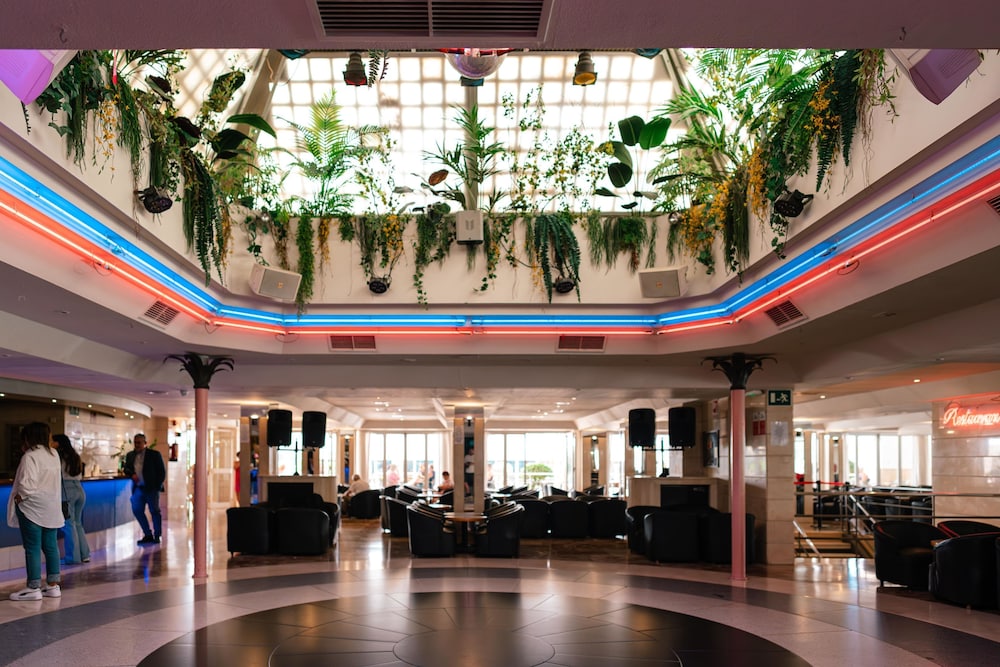 Port Fiesta Park Hotel — Restaurant & bars in Benidorm, Valencian Community