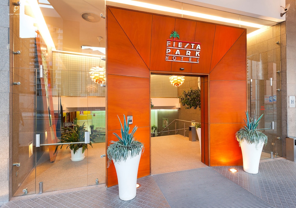 Port Fiesta Park Hotel — Hotel building in Benidorm, Valencian Community