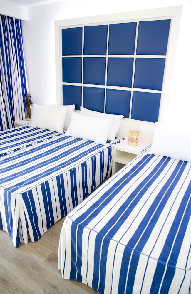 ALEGRIA Sun Village — Hotel rooms in Lloret de Mar, Catalonia