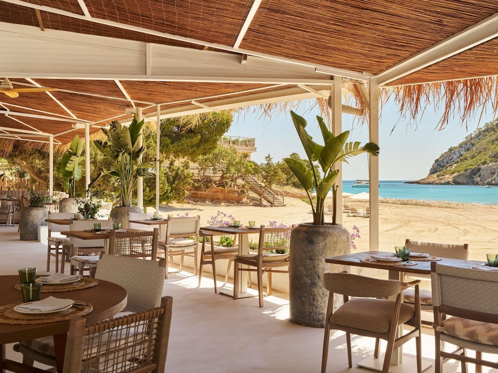 Hyde Ibiza — Restaurant & bars in Santa Eulalia, Balearic Islands