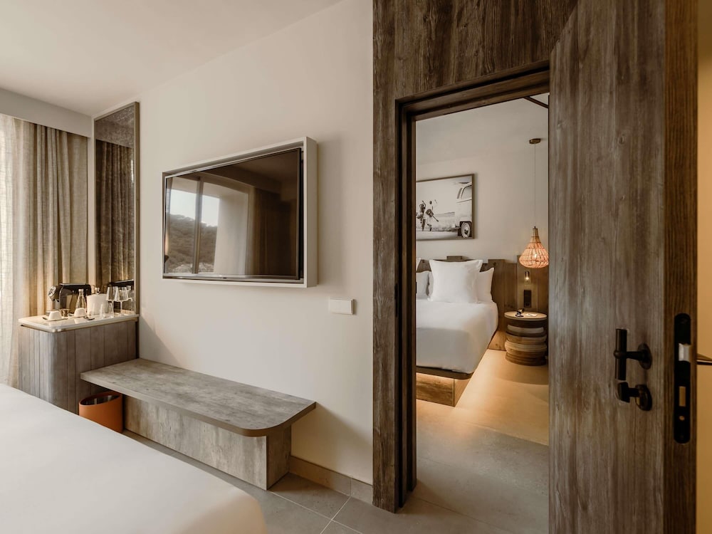 Hyde Ibiza — Hotel rooms in Santa Eulalia, Balearic Islands
