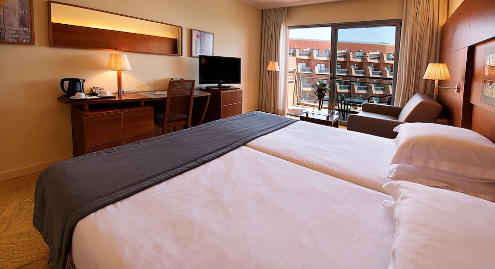 Protur Roquetas Hotel & Spa — Hotel rooms in Roquetas de Mar, Andalusia