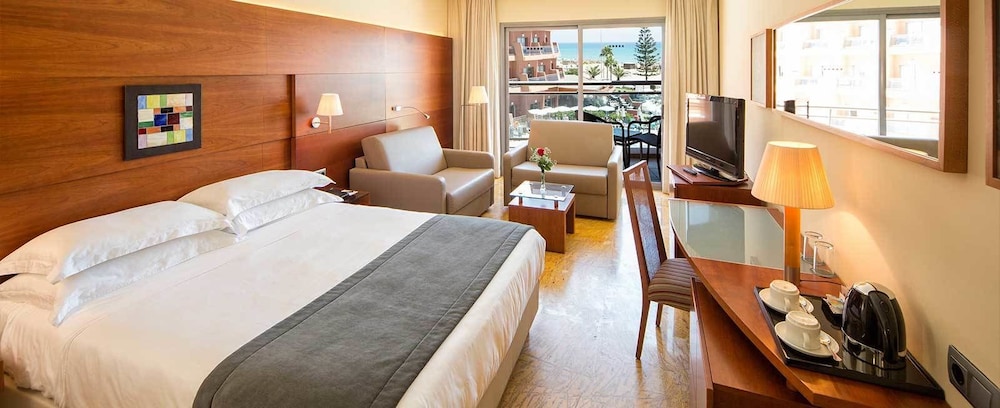 Protur Roquetas Hotel & Spa — Hotel rooms in Roquetas de Mar, Andalusia
