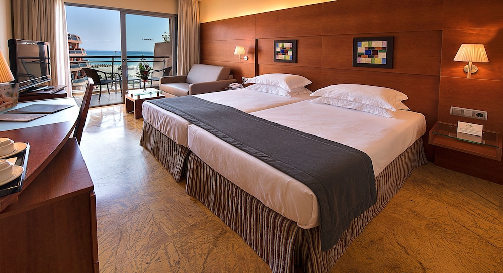 Protur Roquetas Hotel & Spa — Hotel rooms in Roquetas de Mar, Andalusia