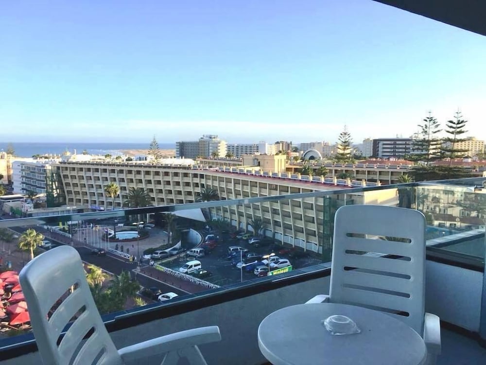 Hotel Green Field — Hotel rooms in Playa del Ingles, Canary Islands