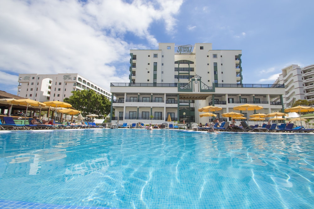 Hotel Green Field — Swimming pool in Playa del Ingles, Canary Islands