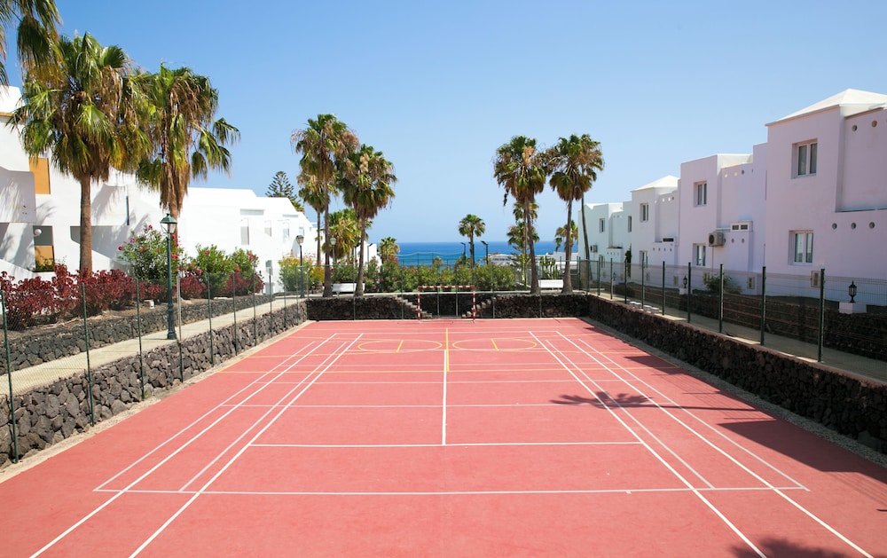 Apartamentos LIVVO Morromar — Sports & recreation in Puerto del Carmen, Canary Islands
