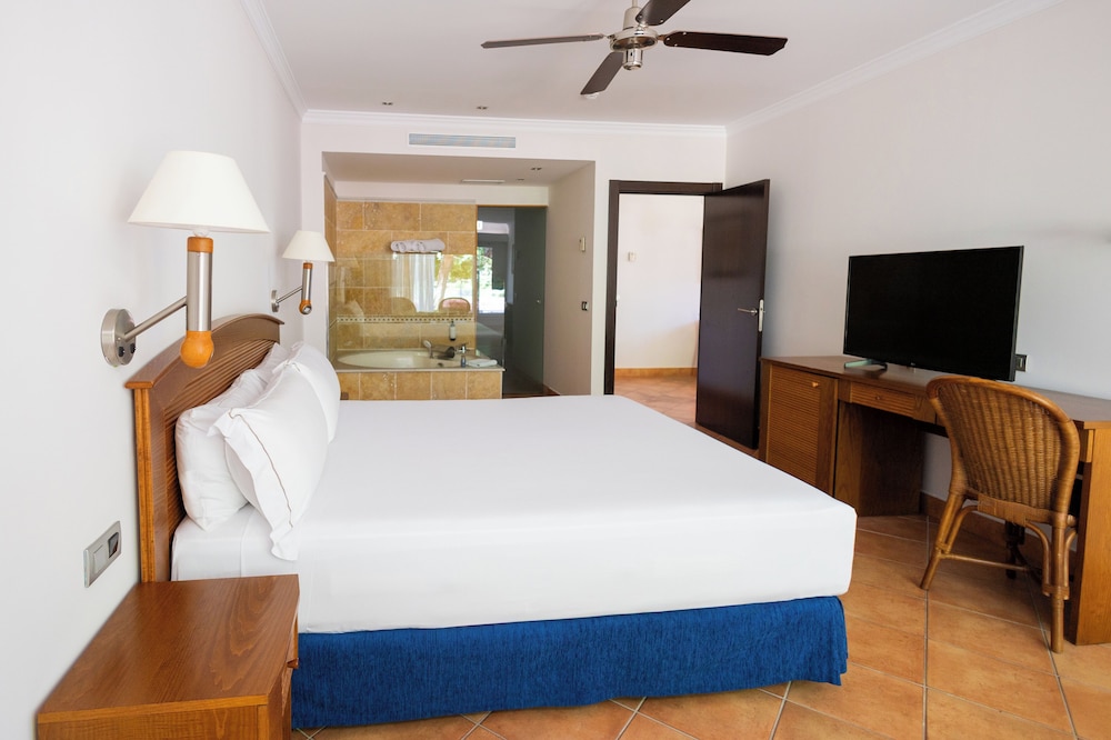 Playazimbali — Hotel rooms in Vera, Andalusia