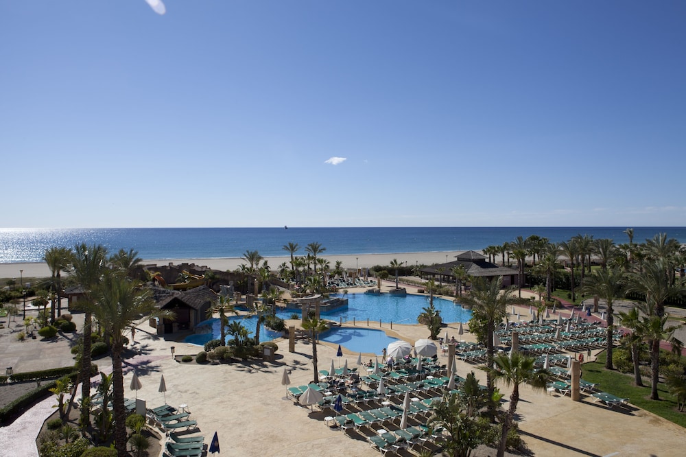 Playazimbali — Swimming pool in Vera, Andalusia