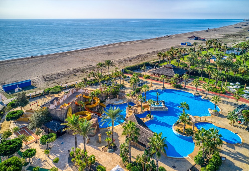 Playazimbali — Swimming pool in Vera, Andalusia
