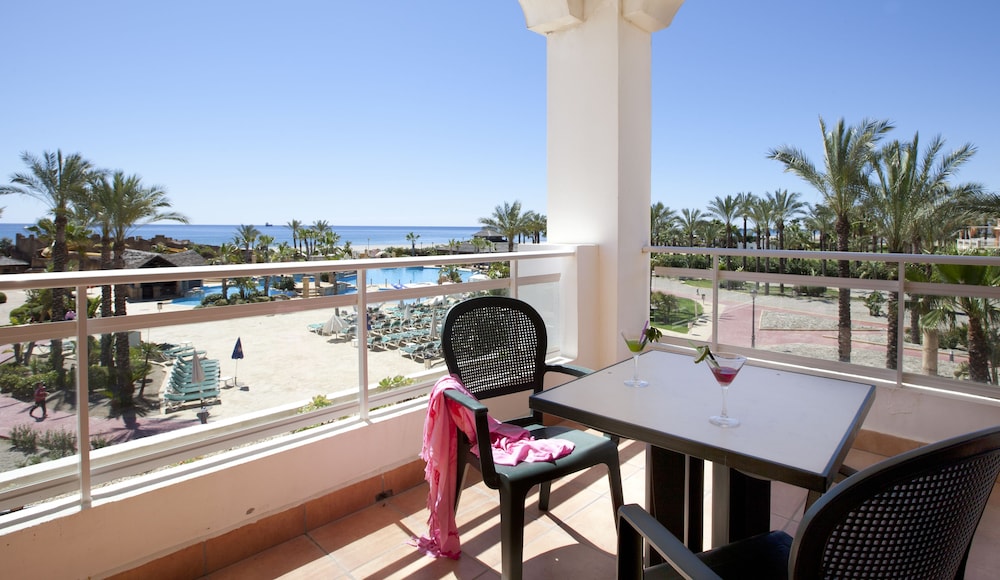 Playazimbali — Hotel rooms in Vera, Andalusia