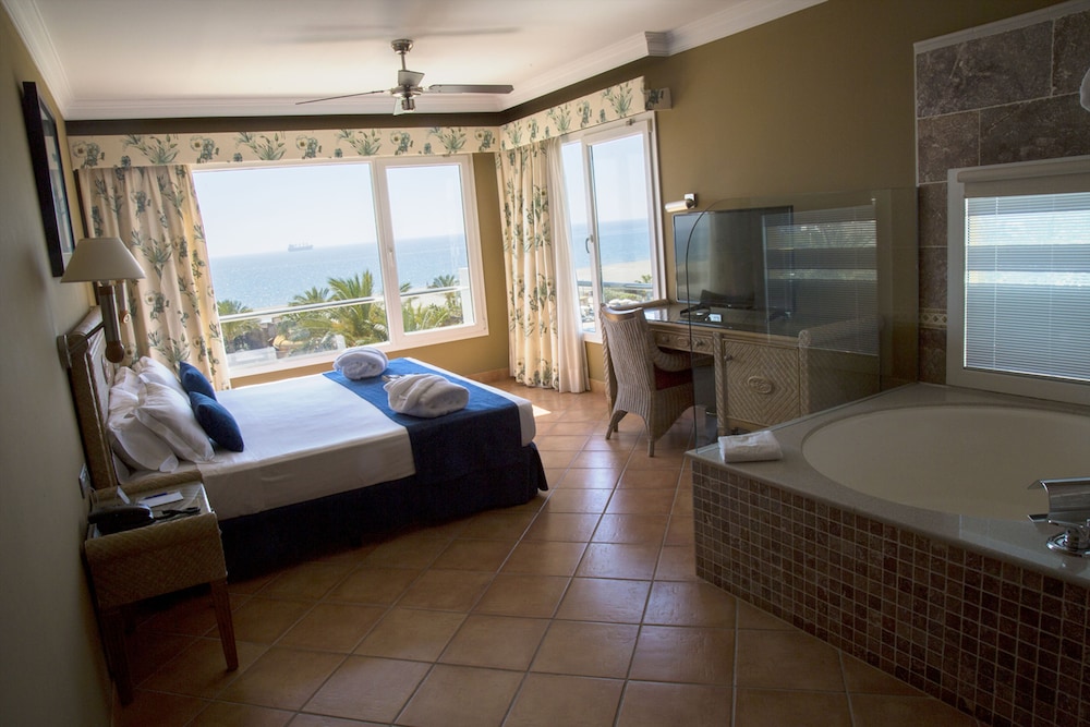 Playazimbali — Hotel rooms in Vera, Andalusia