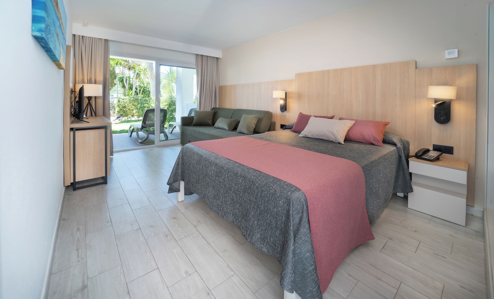Hotel Calimera Fido Gardens — Hotel rooms in Cala d´Or, Balearic Islands