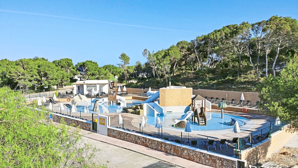 Hotel Calimera Fido Gardens — Swimming pool in Cala d´Or, Balearic Islands