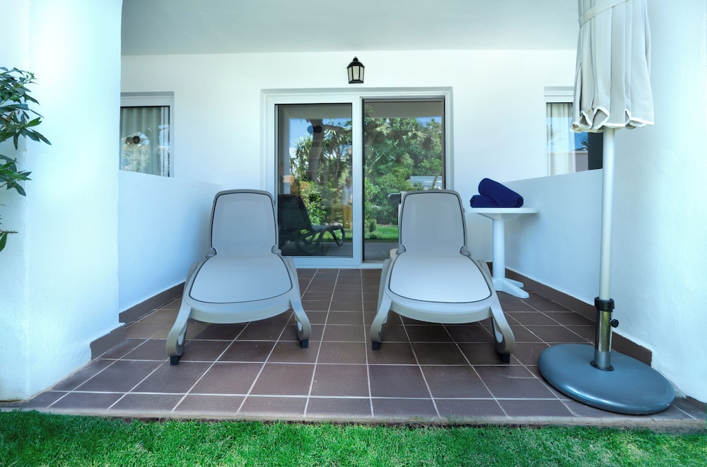 Hotel Calimera Fido Gardens — Hotel rooms in Cala d´Or, Balearic Islands