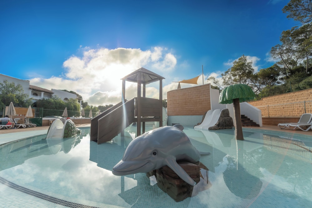 Hotel Calimera Fido Gardens — Attractions for children in Cala d´Or, Balearic Islands