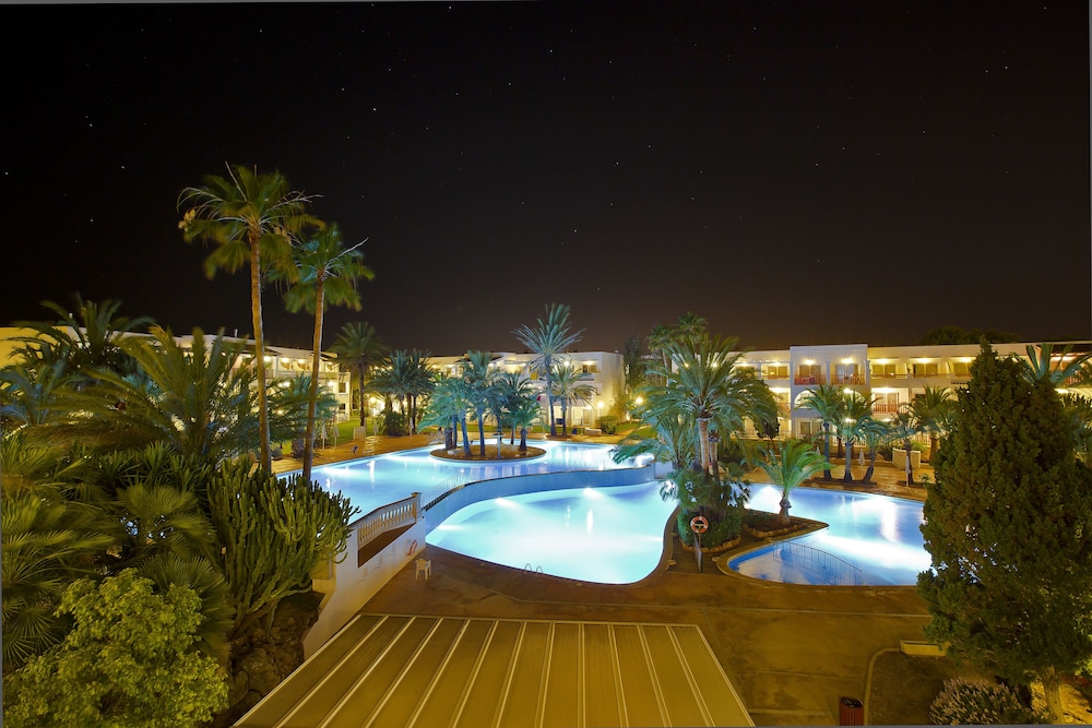 Hotel Calimera Fido Gardens — Swimming pool in Cala d´Or, Balearic Islands