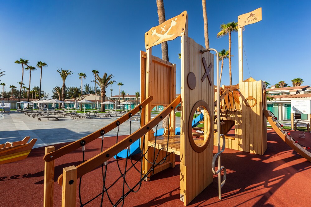 Kumara Serenoa by Lopesan Hotels — Attractions for children in Maspalomas, Canary Islands