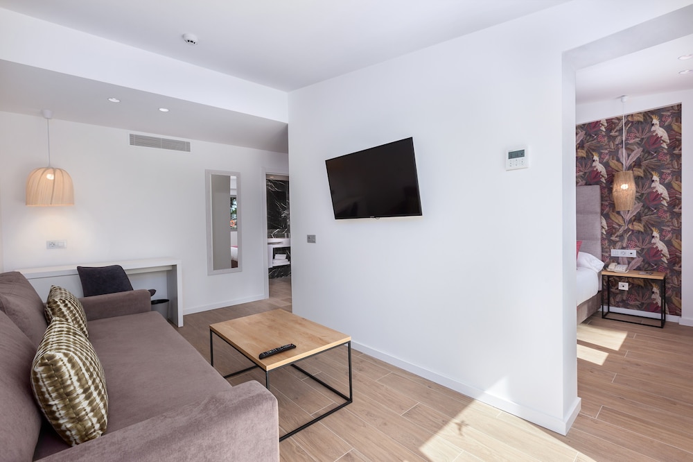 Kumara Serenoa by Lopesan Hotels — Hotel rooms in Maspalomas, Canary Islands