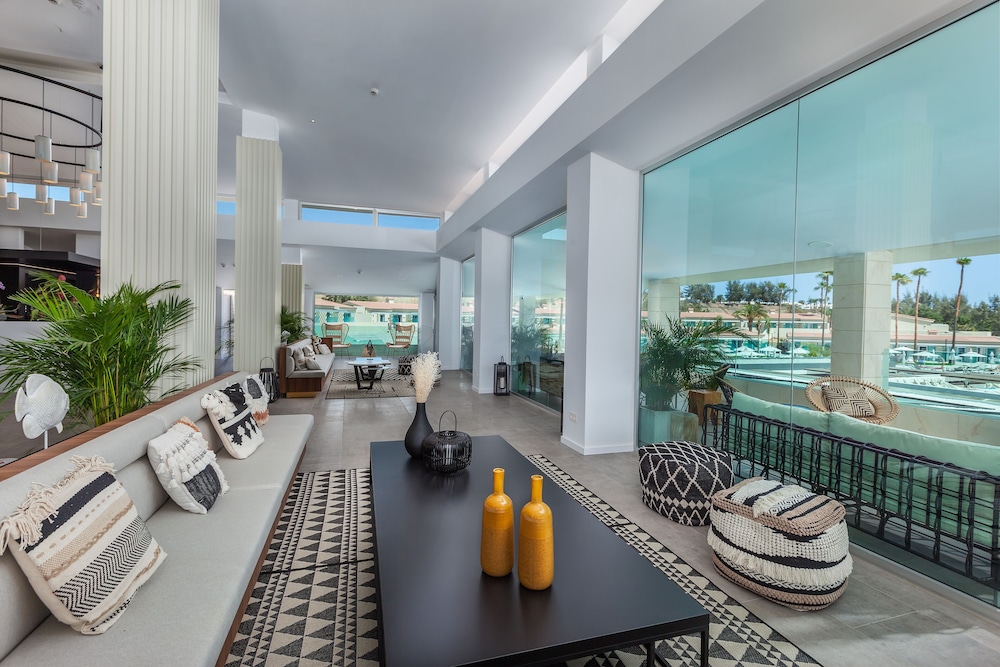 Kumara Serenoa by Lopesan Hotels — Hotel rooms in Maspalomas, Canary Islands