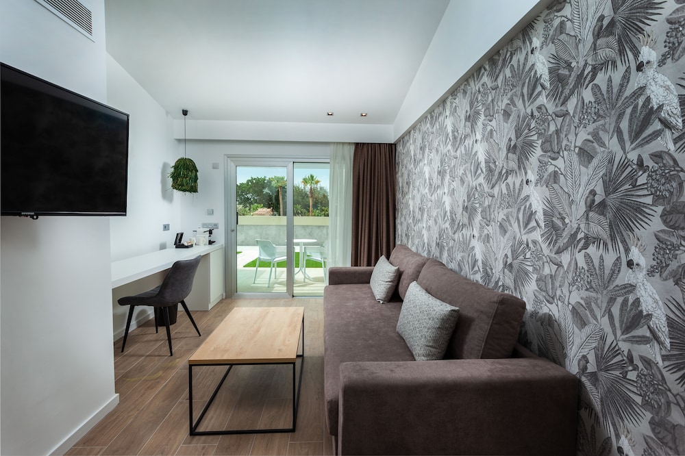 Kumara Serenoa by Lopesan Hotels — Hotel rooms in Maspalomas, Canary Islands