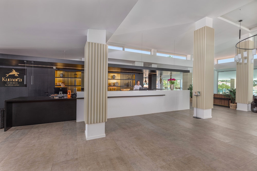 Kumara Serenoa by Lopesan Hotels — Hotel building in Maspalomas, Canary Islands