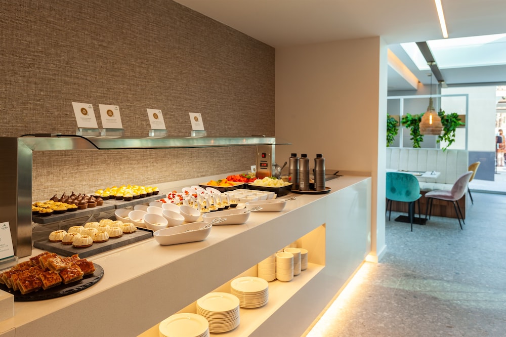 Kumara Serenoa by Lopesan Hotels — Restaurant & bars in Maspalomas, Canary Islands