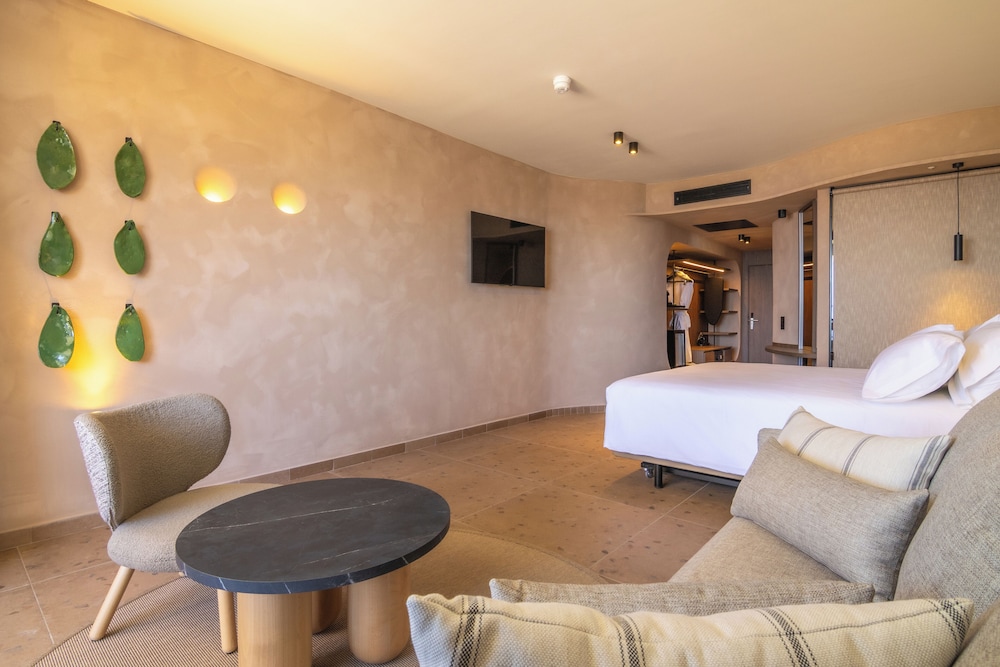 Bahia Principe Escape Tenerife – Hyatt Inclusive Collection — Hotel rooms in Playa Paraiso, Canary Islands